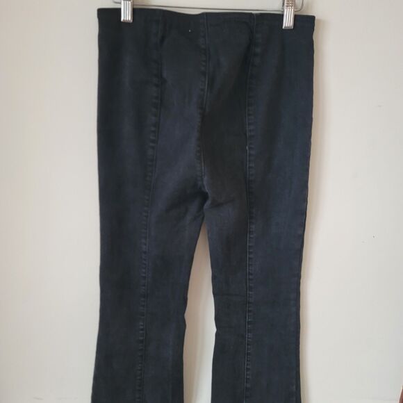 Free people slim Pull-On Flare Seamed Jeans Size 26 Black Retro Neutral Mid Rise - Picture 6 of 9